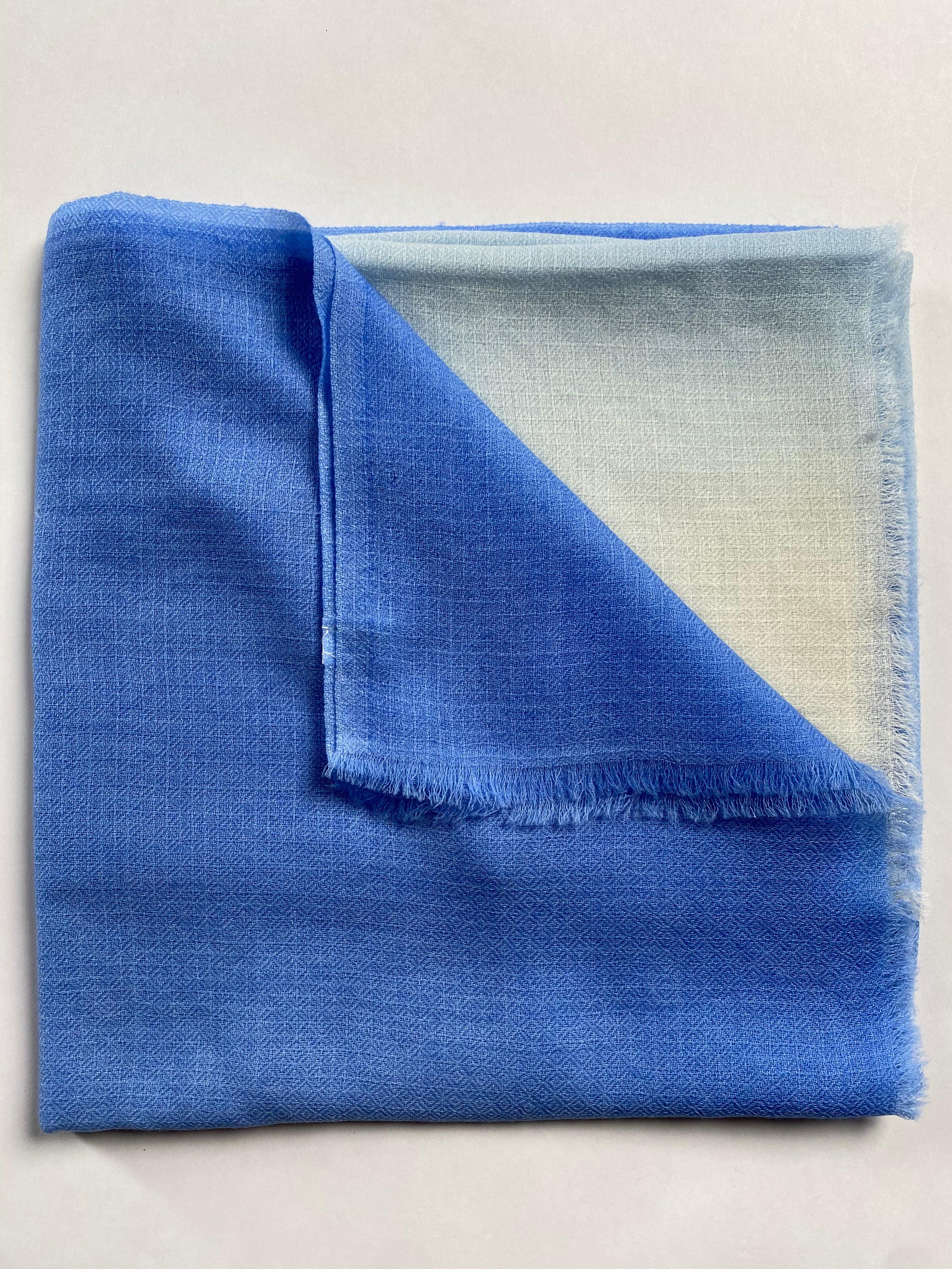 Cashmere Shade Schal - Hellblau - aura cashmere