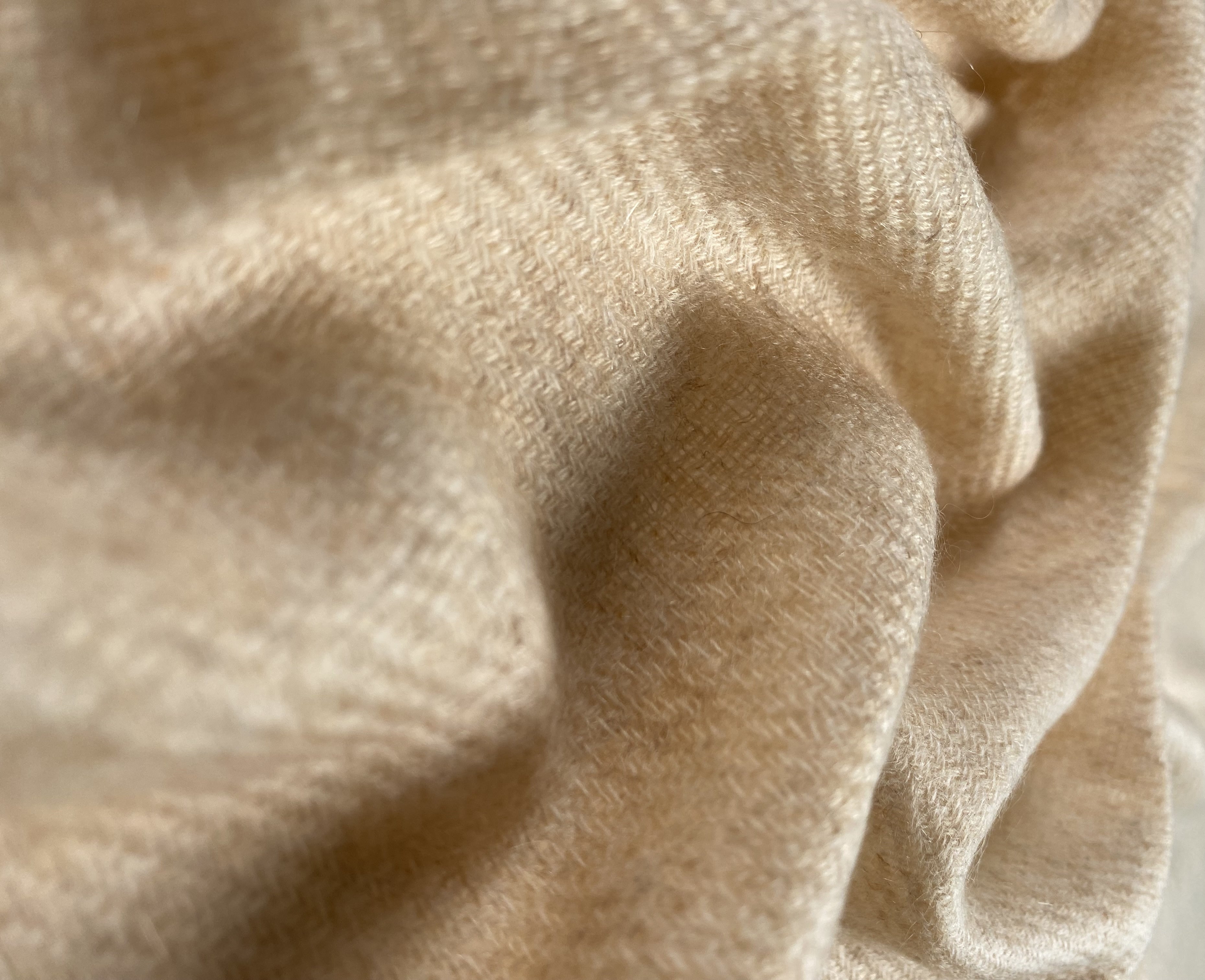 Double Lock Cashmere Schal - Natural Dark Beige - aura cashmere