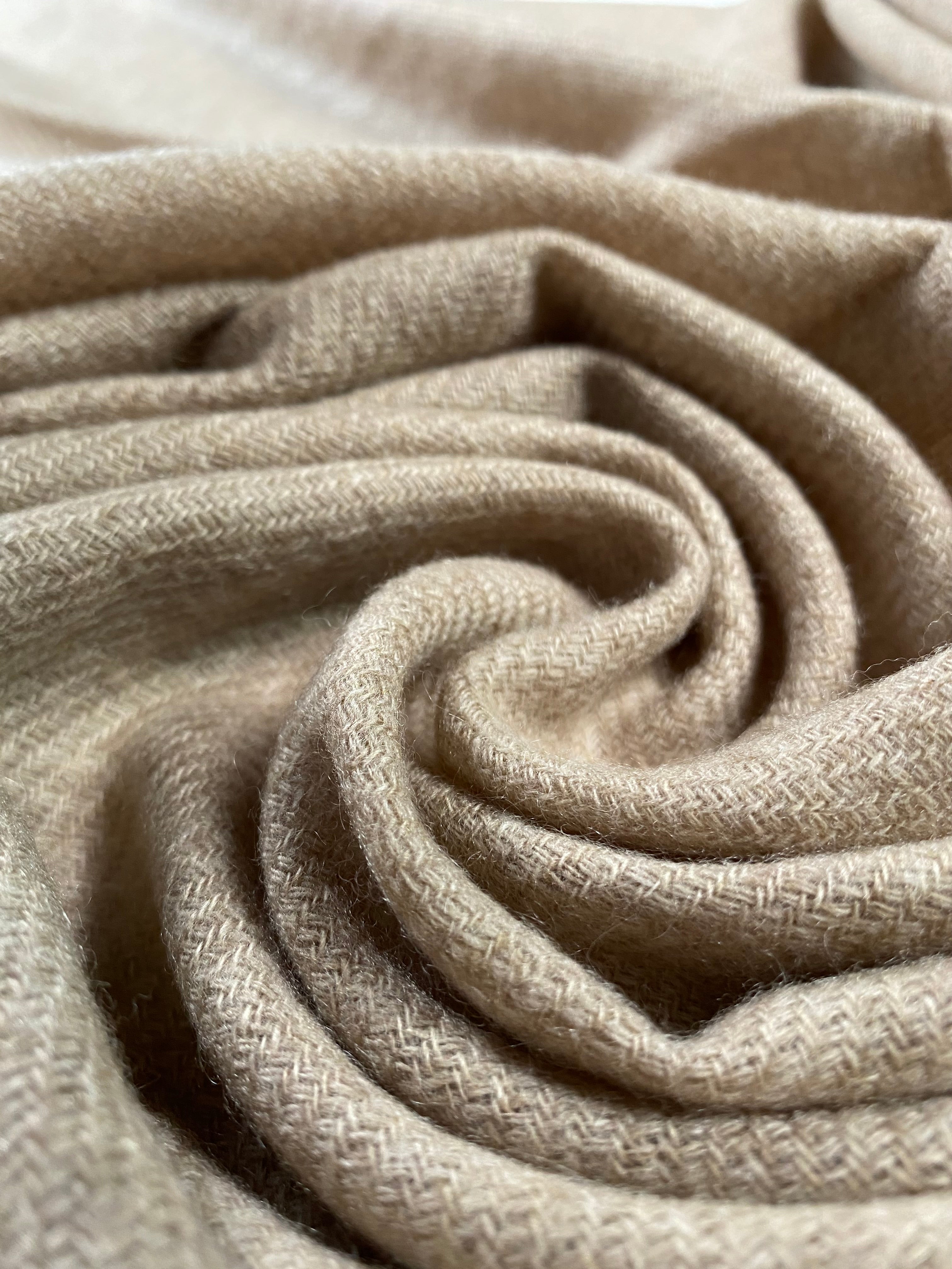 Double Lock Cashmere Schal - Sand - aura cashmere