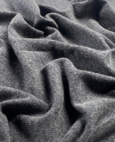 Knitted Cashmere Schal - Dunkelgrau - aura cashmere