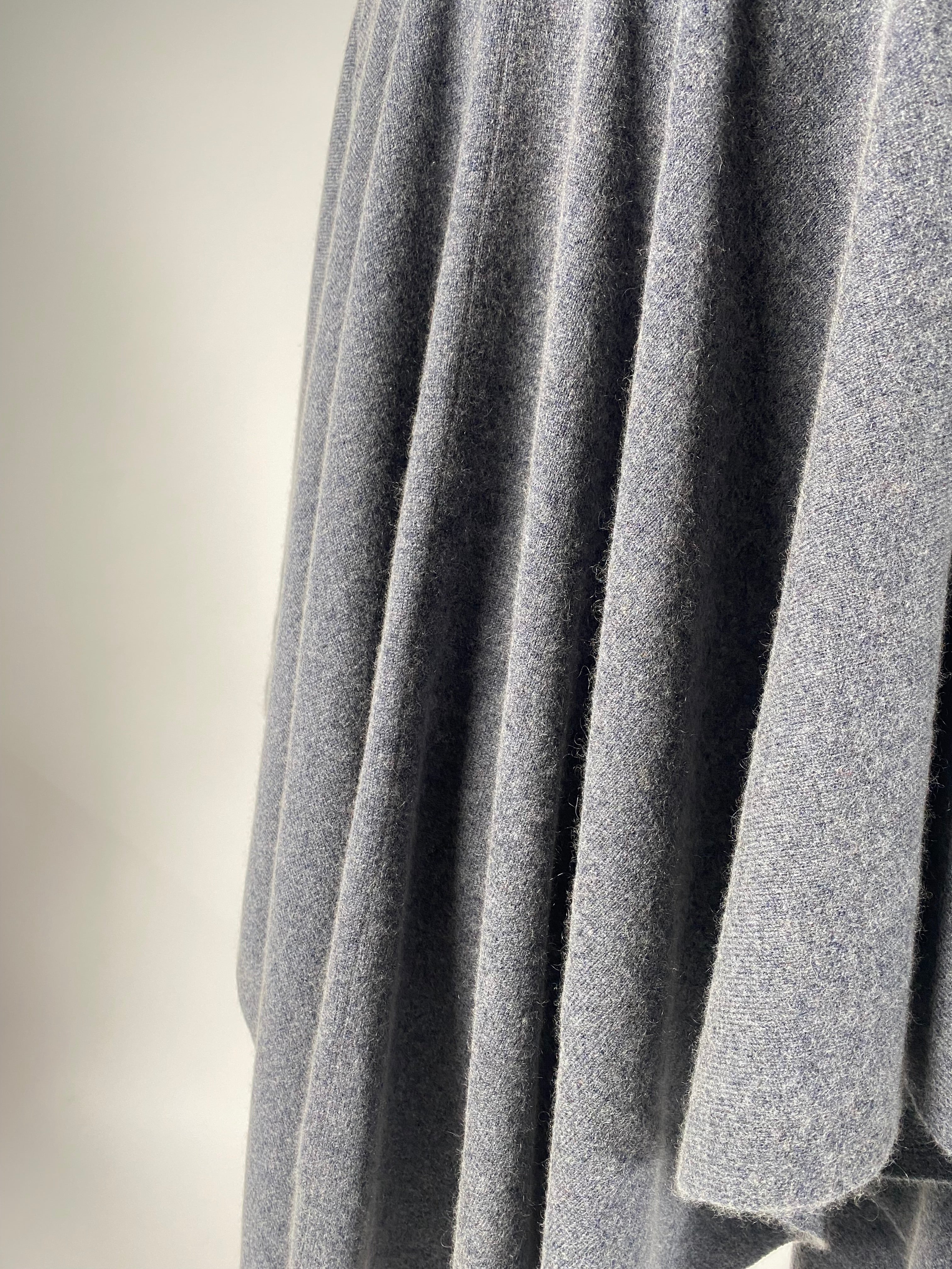 Luxury Cashmere Blend Cape - Dunkelgrau - aura cashmere