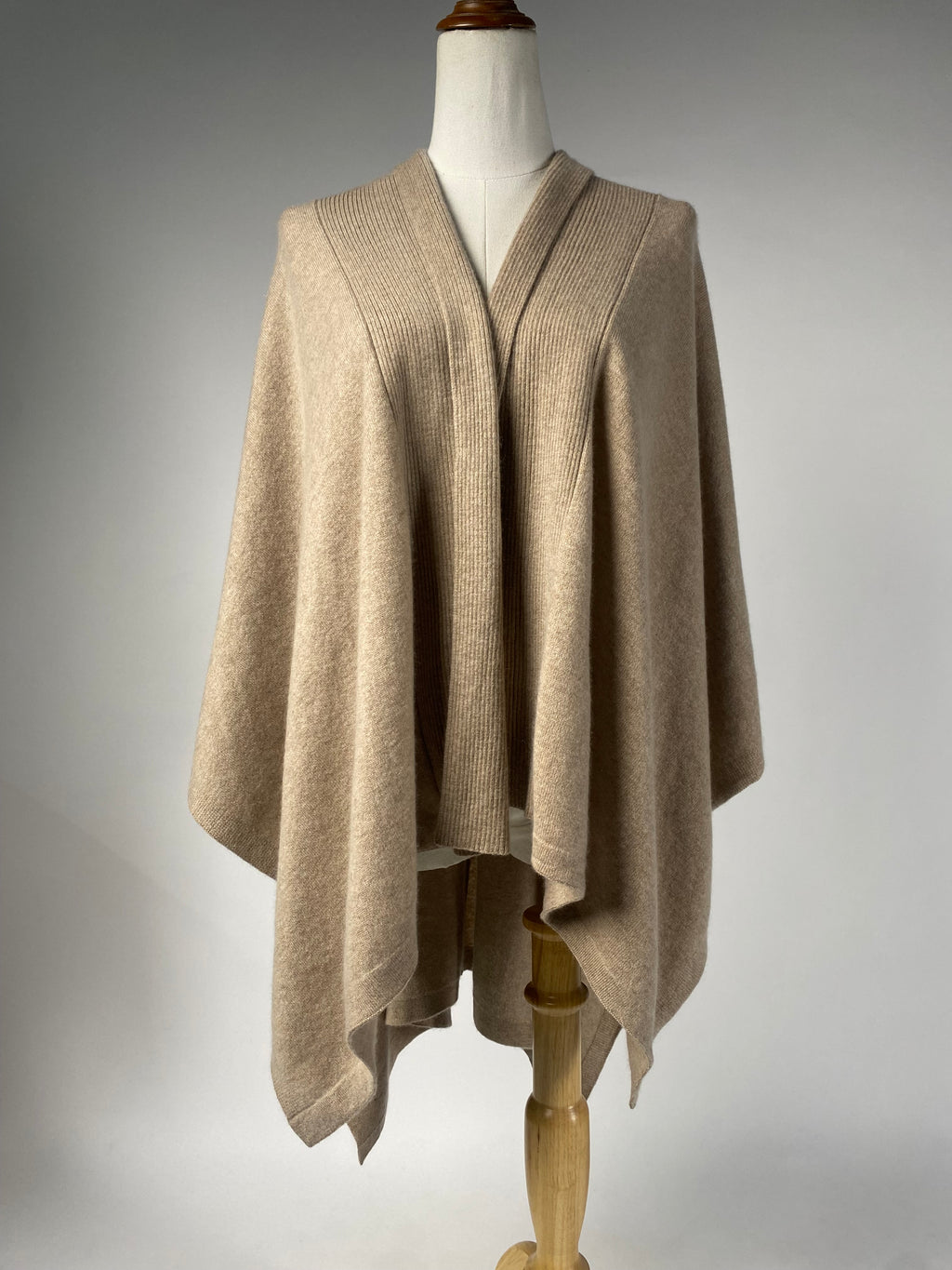 Luxury Cashmere Blend Cape - Camel - aura cashmere