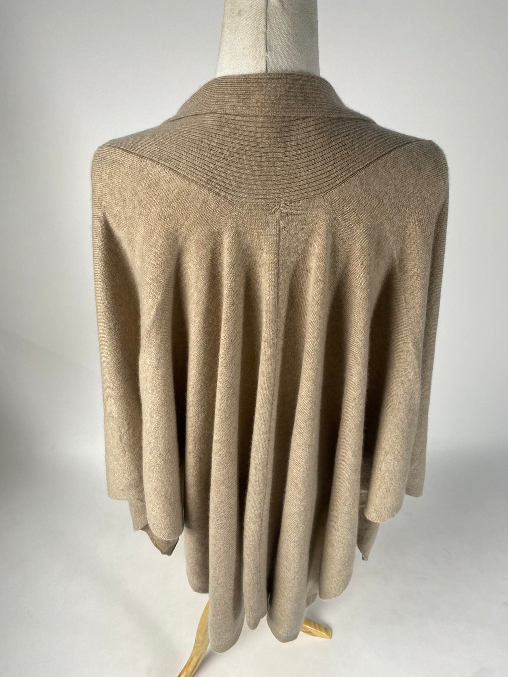 Luxury Cashmere Blend Cape - Camel - aura cashmere