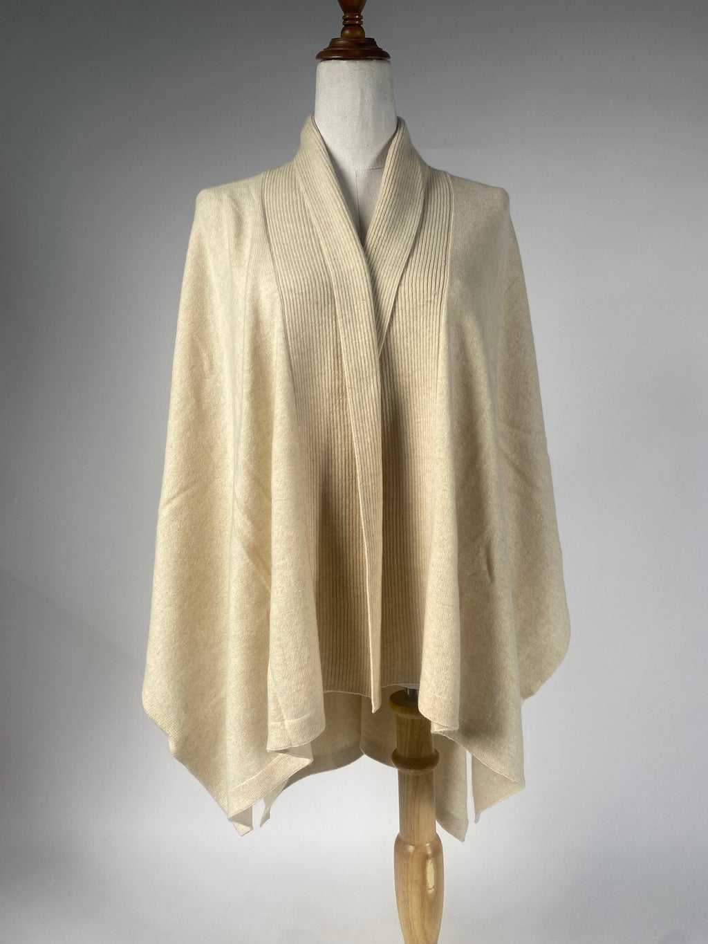 Luxury Cashmere Blend Cape - Beige - aura cashmere
