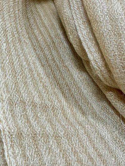 Aura Kashmir Ivory Sand Bands – handgewebter Cashmere-Schal, Produktansicht 7