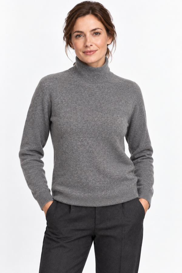 Contour Natural – Stehkragen-Pullover für Damen – Modellansicht