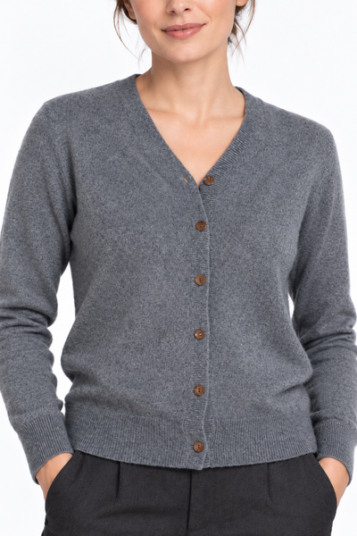 Link Natural – V-Neck-Cardigan für Damen – Strickdetail
