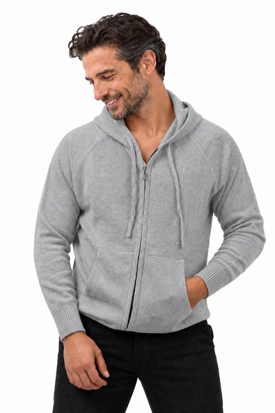 Aura Cashmere ND-1325-C10342 Naturhellgrau – Aura-Mann-Model