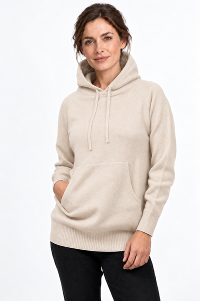 Aura Cashmere ND-1326-C10279 Naturbeige – Aura-Frau-Model