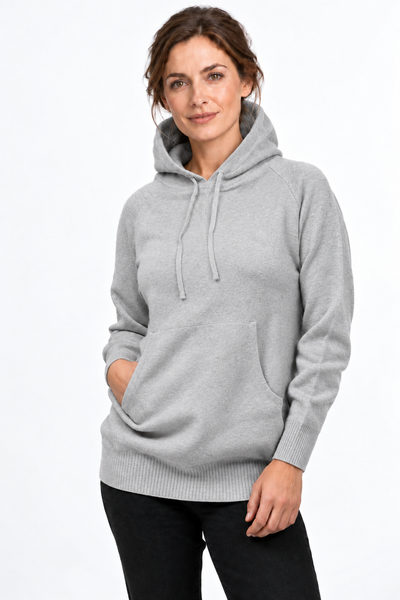 Aura Cashmere ND-1326-C10281 Naturhellgrau – Aura-Frau-Model