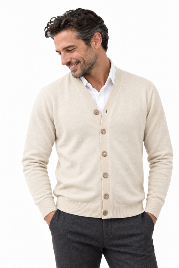 Link Natural – V-Neck-Cardigan für Herren – Modellansicht