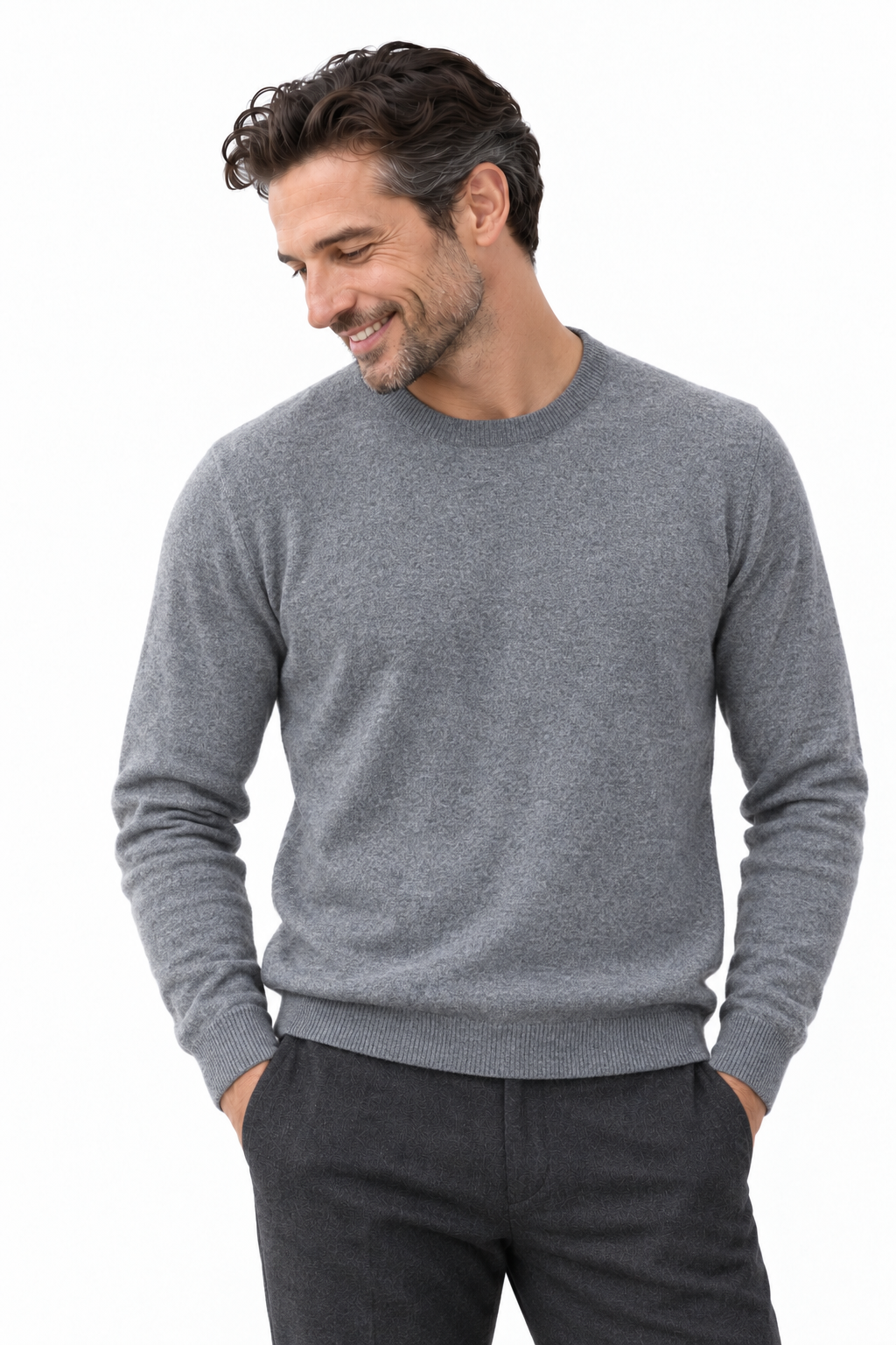 Round Natural – Rundhals-Pullover für Herren – Modellansicht