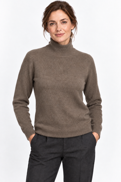 Contour Natural – Maglia a collo alto da donna – Marrone scuro naturale – Su un modello Aura [ND-1288-C10099]