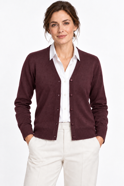 Link – Cardigan con scollo a V da donna – Bordeaux – Su un modello Aura [ND-1386-C10013]